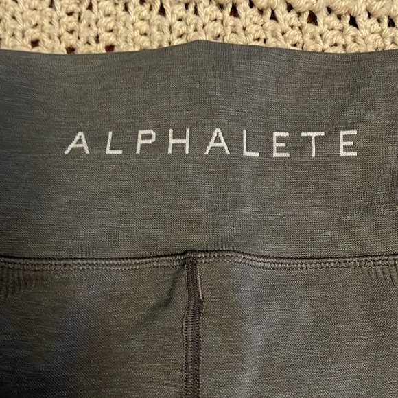 ALPHALETE amplify scrunch shorts Women’s Sz XL Gray Athletics Choice performance - Picture 2 of 16